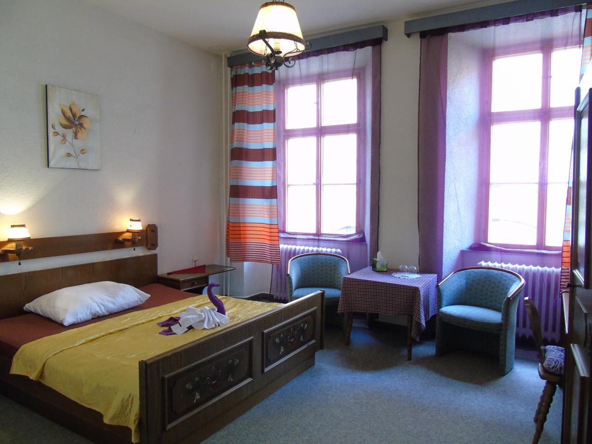 Gl Hotel Trutnov Eksteriør billede