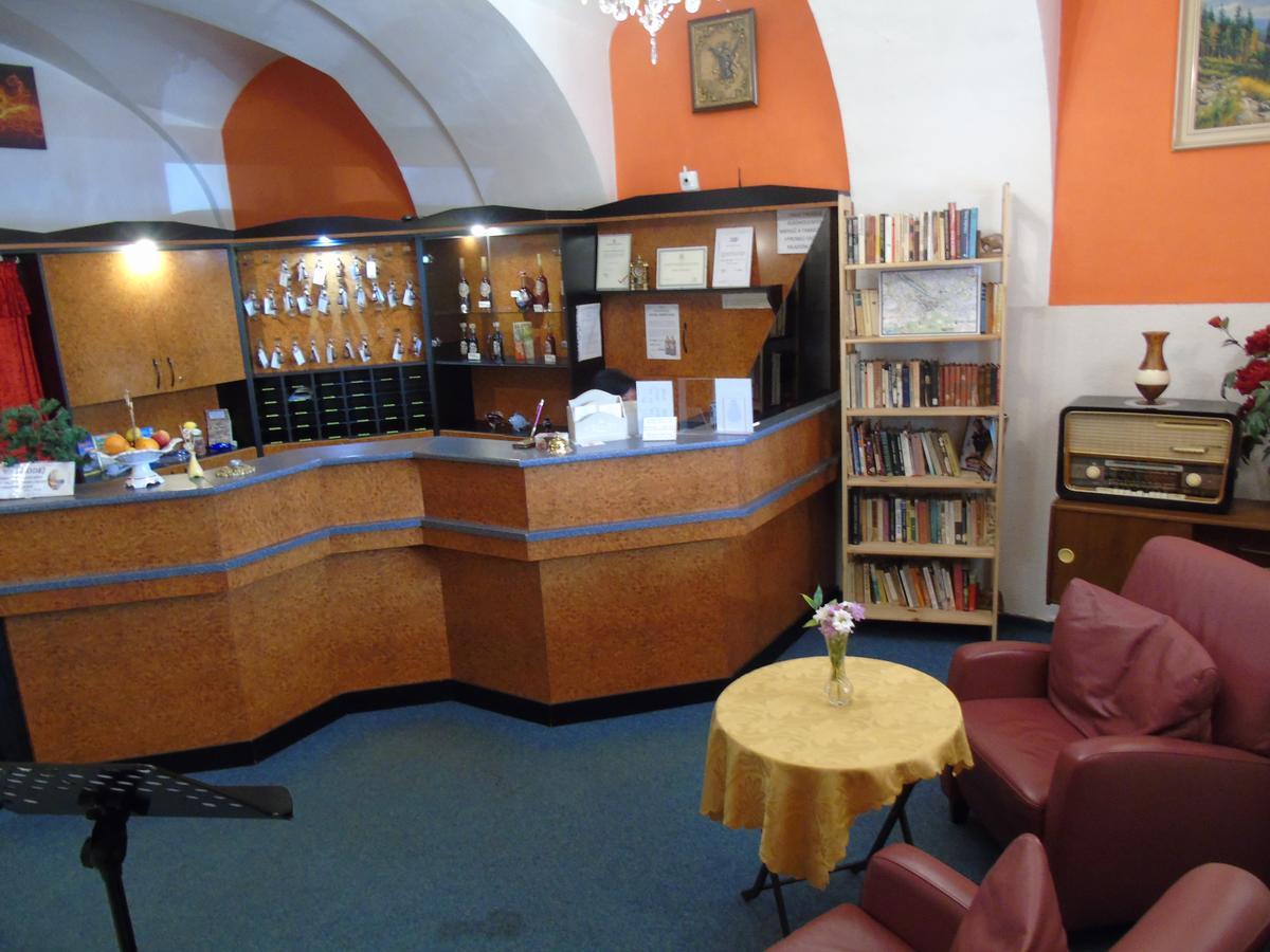 Gl Hotel Trutnov Eksteriør billede