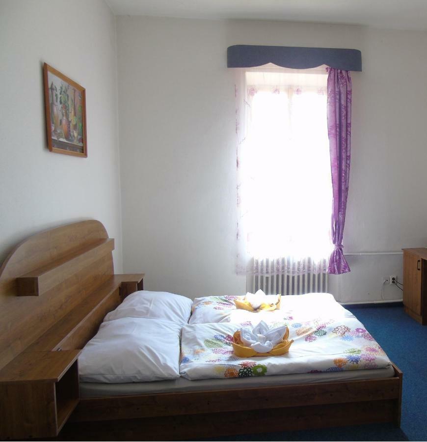 Gl Hotel Trutnov Eksteriør billede