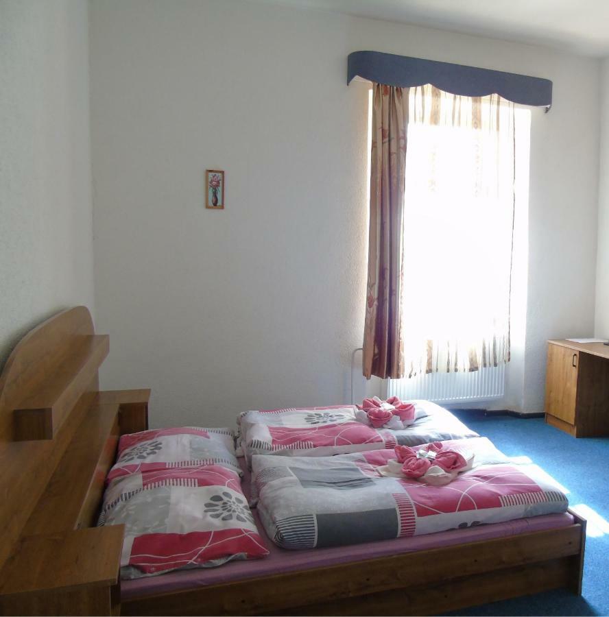Gl Hotel Trutnov Eksteriør billede