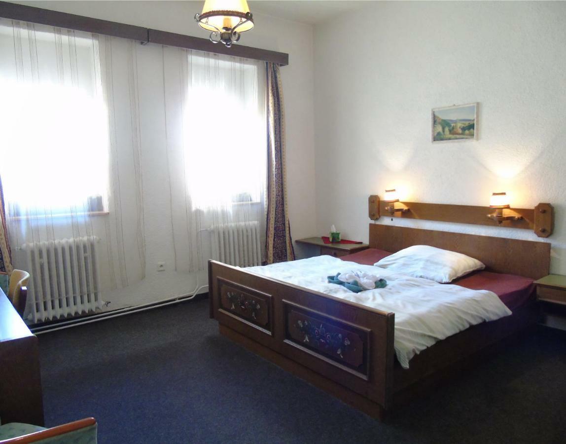 Gl Hotel Trutnov Eksteriør billede